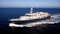 Golf Charter Yacht Stargazer -  Underway